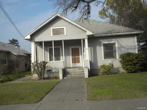 210 Hazel St, Gridley, CA 95948-2610