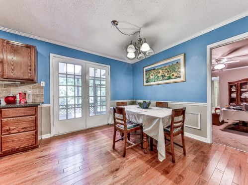 709 Sycamore Dr, Holly Springs, GA 30115-9494