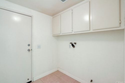 503 Larkridge, Irvine CA  92618-4017 exterior