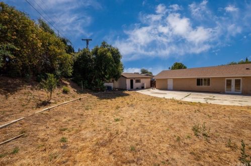 5510 Rio Rancho Way, Riverside CA  92504-1238 exterior