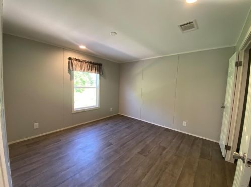 329 Capricorn Dr, Granbury TX  76049-1423 exterior