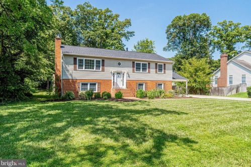 6904 Ben Franklin Rd, Springfield, VA 22150-3012