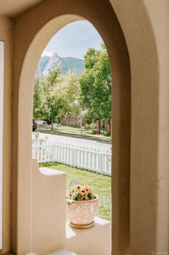 836 9th St, Boulder CO  80302-7529 exterior