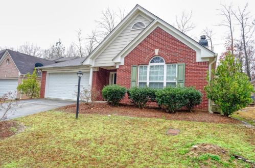 2944 Ashly Woods Ct, Lithonia, GA 30078-6925