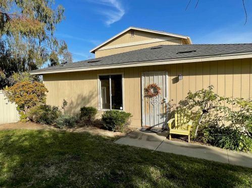 1824 Stonebrook Ln, Encinitas, CA 92024-3034
