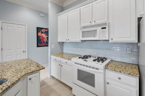 3433 Henderson Reserve, Atlanta GA  30341-6056 exterior