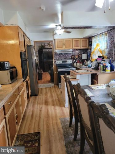 10 Evergreen Ct, Willingboro, NJ 08046-2423