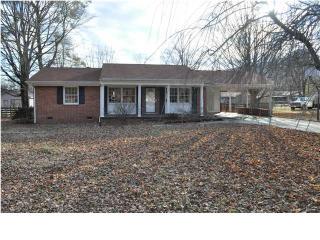 319 Castlerock Ln, Jasper, TN 37347-2604