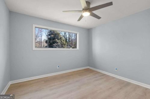 3225 Dogwood Dr, Atlanta GA  30344-3909 exterior