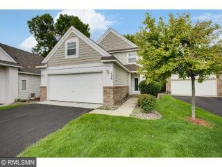 126 Christenson Ct, Minneapolis MN  55432-4958 exterior