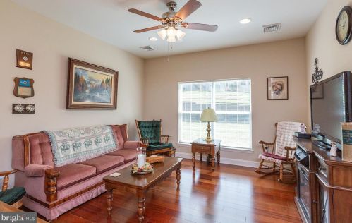 1700 Speedwell Rd, Lancaster PA  17601-4628 exterior