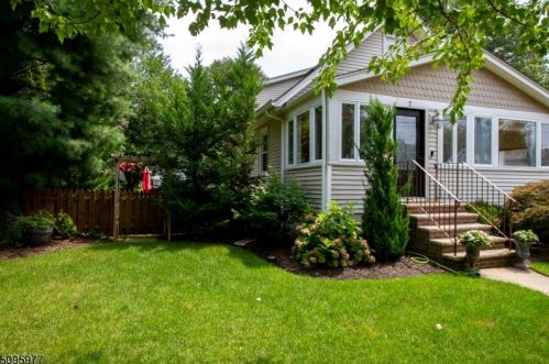 7 Prospect Pl, Springfield, NJ 07081-1112