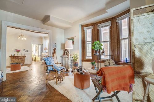 437 44 St, Philadelphia PA 19104-2910 exterior