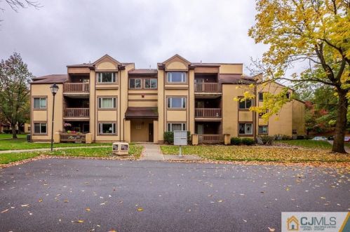 1203 Sayre Dr, Princeton NJ  08540-5827 exterior