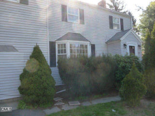 94 Cutspring Rd, Stratford, CT 06614-2833