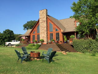 67 Caleb Dr, Springville, TN 38256-4696