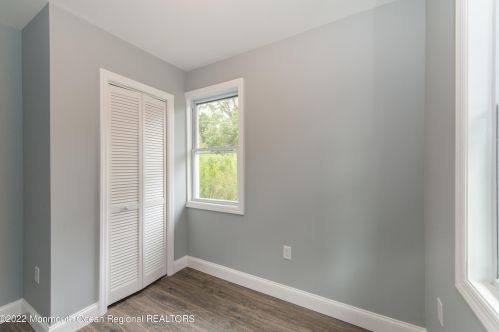 1545 Asbury Ave, Tinton Falls NJ 07712-6102 exterior