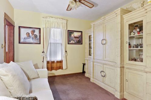 1122 Albemarle St, Saint Paul MN  55117-4415 exterior