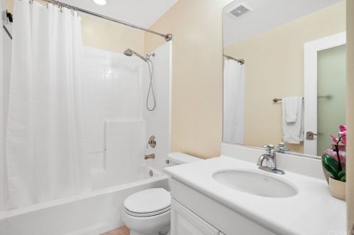 77 Canyoncrest, Irvine CA  92603-0131 exterior