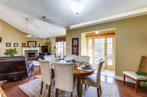 2930 Waterfront Dr, Garland TX  75042-4810 exterior