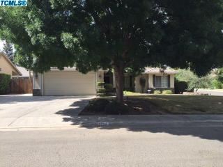 2724 Perez Ct, Visalia, CA 93291-3144