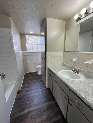 5501 Adams Dr, Fort Worth TX  76117-4504 exterior