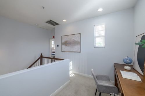 39 Tall Oak, Irvine CA  92603-4213 exterior