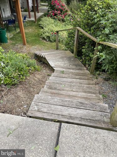 69 Chesapeake St, Lancaster PA  17602-4659 exterior