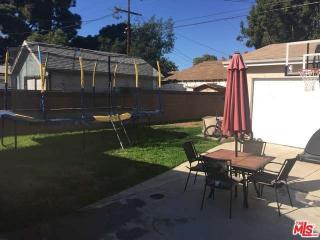 3843 59th Pl, Los Angeles CA  90043-2923 exterior
