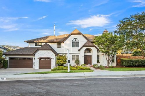 7188 Brooktree Ct, San Jose, CA 95120-3235