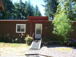 14012 Chein Hill Ln, Tenino, WA 98589-9236