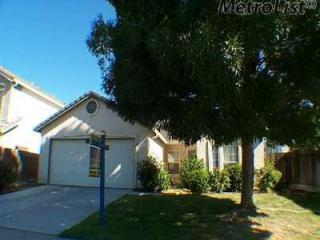 1137 Highlands Park Dr, Ceres, CA 95307-7249