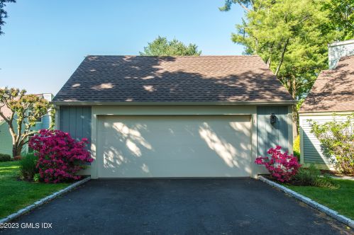 1 Lyon Farm Dr, Greenwich CT  06831-4309 exterior