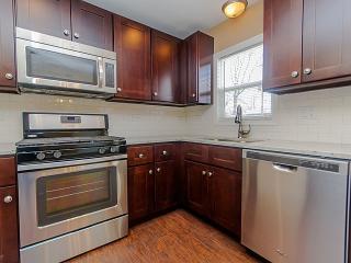 860 Dartmouth Ave, Matteson IL  60443-1513 exterior