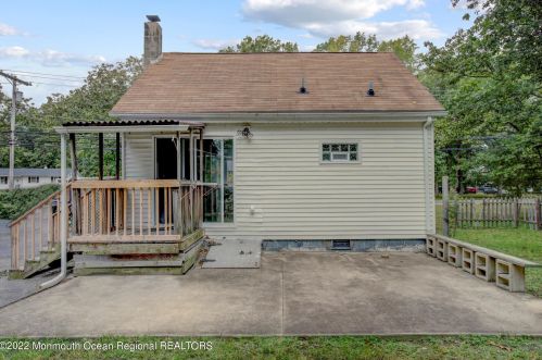 537 Bennetts Mills Rd, Jackson Twp NJ  08527-2457 exterior