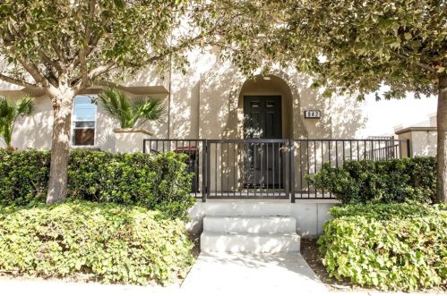 942 4th St, Montebello, CA 90640-6225