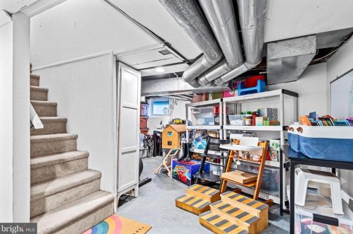 646 Maple Ave, Tavistock NJ 08033-1147 exterior