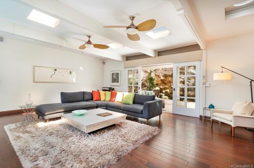 113 Lumahai St, Honolulu HI  96825-2101 exterior