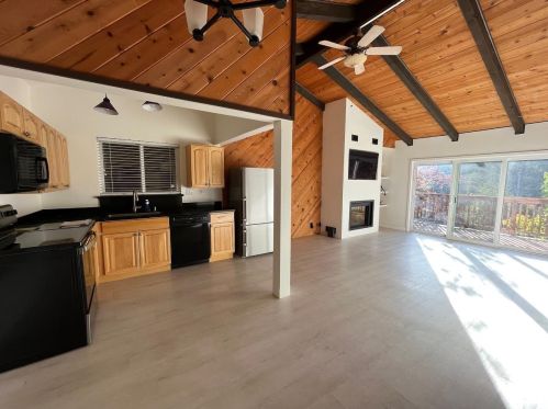 121 Culligan Ct, Big Basin, CA 95006-9350