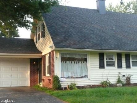 5 Poplar Ln, Willingboro, NJ 08046-2635