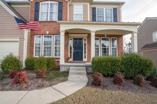 530 Cricklewood Dr, Suwanee, GA 30024-8546