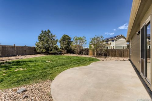 865 Willow Dr, Denver CO  80603-7761 exterior