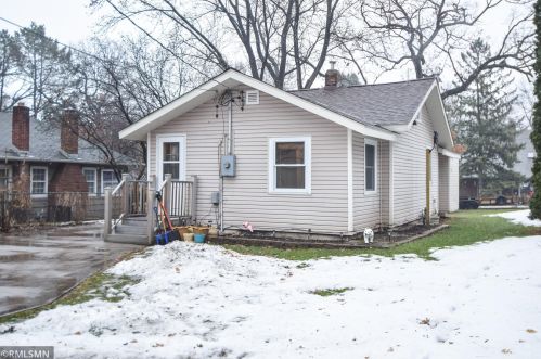 4211 Homewood Ave, Saint Paul MN  55110-3940 exterior