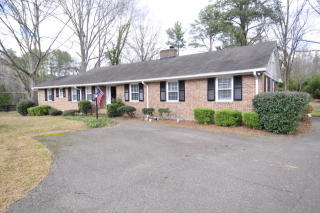 601 Roland Ave, Johnston, SC 29832-1229