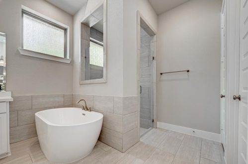999 Briac Ln, Conroe TX  77301-4109 exterior