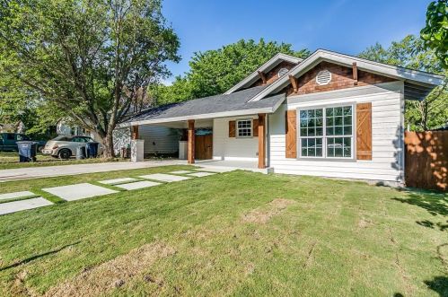 3562 Gordon Ave, Fort Worth, TX 76110-4816