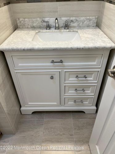 20 Hanover Ct, Tinton Falls NJ 07701-5421 exterior