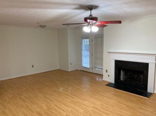 1452 Keys Crossing Dr, Atlanta GA  30319-4056 exterior