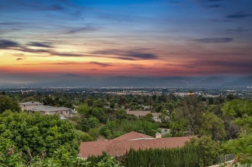 19712 Cameron Ave, Covina, CA 91724-3933