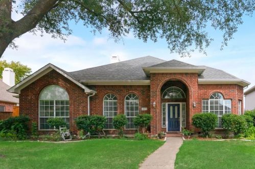 2409 London Dr, Plano, TX 75025-6074